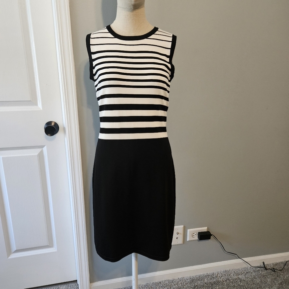 Calvin Klein black and white sheath dress - Picture 2 of 7